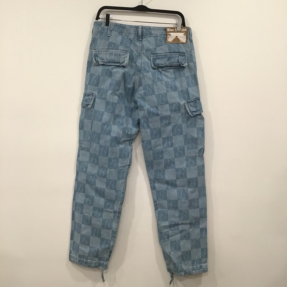 Blue Sky Inn Cargo Jeans Blue Denim Womens Size Small Monogrammed B Light Wash - Picture 5 of 16